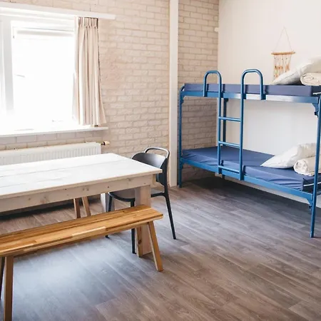 Family & Surfhostel Albergue Petten